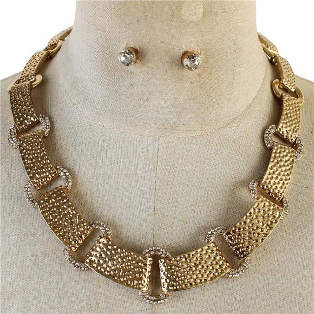 Gold Tone Hammered Look Linked necklace Earring
